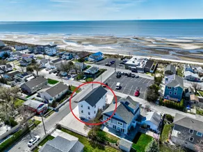 Luxury 5BR Custom Home 200 Feet From The Bay Beach - Image 5