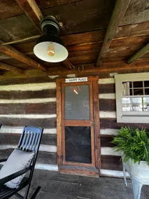 Rustic Cabin on the Ohio River. - Image 2