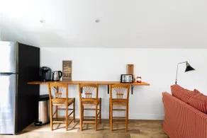 Muskoka Cottage Inspired Downtown Loft - Image 3