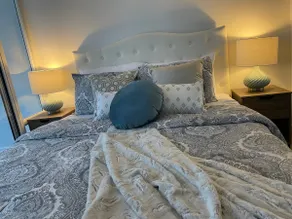 Lovely 1 bedroom condo with amazing view - Image 4