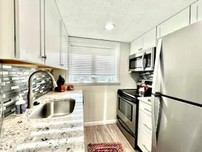 Mountain Views | Updated 2BR + Loft Near Skiing - Image 2