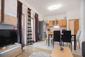 Holiday home with pool Kristal - Image 5