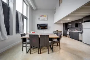Modern, Stylish West Town Loft with Pool Table - Image 3