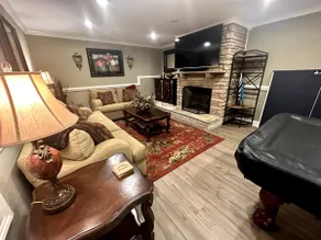 Pool table, Ping Pong, Patio, Game Room & Laundry - Image 3