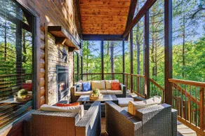 Secluded Luxury Couples Cabin with Hot Tub - Image 2