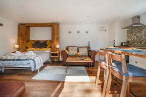 Delightful holiday home - Perranporth with hot tub - Image 2