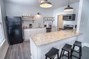 Wonderful 3 BR 2 BA Near Downtown - Image 5