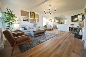 Cozy Cottage in East Peoria! - Image 2