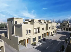 Spacious 5BR Villa in the Heart of Doha - Image 2