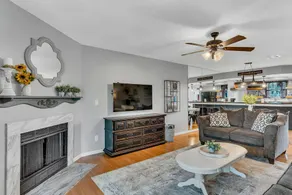 Lake Bluff Retreat - sleeps 6 - heated pool - golf - Image 3