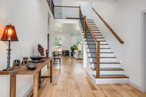 Central Dallas Home- 16+guests- inquire - Image 3
