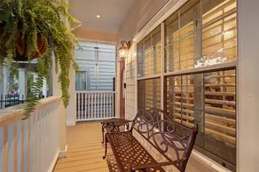 Premium 3/2 Home in the Heart of Houston Heights - Image 2