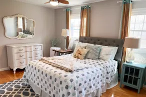The Cute and Cozy Cottage (On Lake Erie) - Image 2