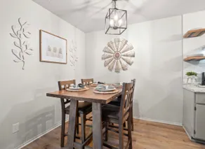Cozy~Relaxing~& Close to Ft. Polk! Monthly! - Image 5