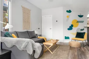 Funky 1 BR Century Home-Near DT, C-train - Image 5