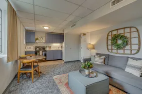 1 BR apt in Music Row, Downtown Historic Building! - Image 2