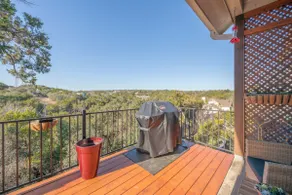 Stunning Home on a Cliff with Gorgeous Views: 5 min to Lakes - Image 5
