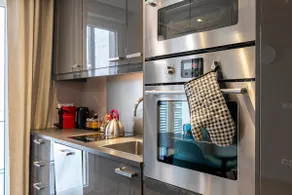 Comfortable apartment with balcony in Cardinet - Image 5