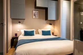 Comfortable apartment with balcony in Cardinet - Image 2