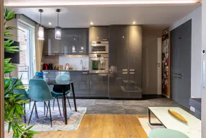 Comfortable apartment with balcony in Cardinet - Image 3