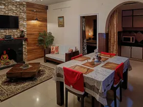 Charmingwood Cottage near Sattal - Image 4
