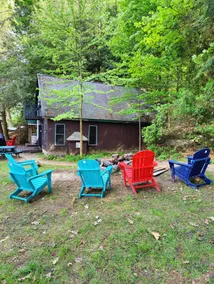 Tamarac Romantic Waterfront Cabin For Two. - Image 4