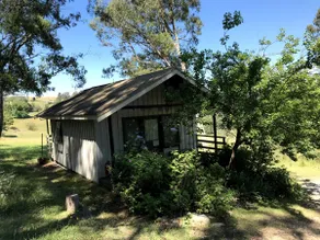 Cosy Cabin #4 at Buddhist Retreat Centre - Image 2
