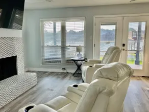 Linda's Lake House Waterfront Home on Lake Conroe - Image 4
