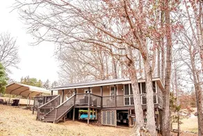 Laughing Waters - Cheerful cottage on Lake Hyco - Image 4