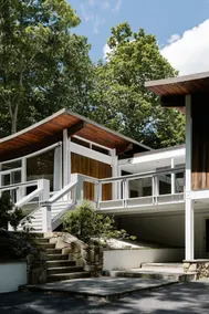 Mid-Century Oasis Hudson Valley w/ hot tub & pool - Image 2