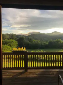 Belle Viste | Dual Lake & Mountain Views Retreat - Image 2
