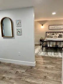 The Robins Nest private suite - Image 5