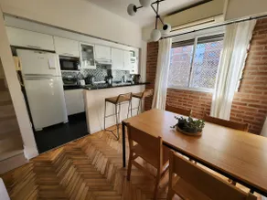 Bright 2-bedroom apartment with terrace & grill! - Image 4
