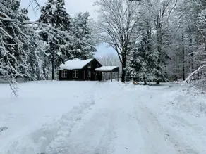 Peaceful 10-Acre Hideaway in Adirondack Foothills - Image 3