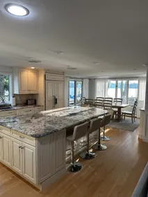 Beautiful lakefront vacation property in Mashpee - Image 5