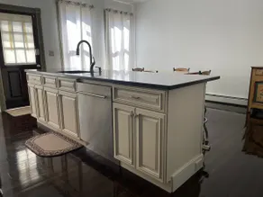 Heritage House In Historic District Newburgh - Image 3