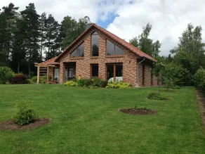 Comfortable house on the edge of the forest - pool, sauna & fireplace - Image 2