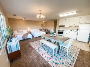 Adorable 1 Bedroom with Goat Snuggles and Views - Image 2