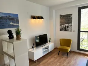 Apartment (4 PAX) with parking. 200 meters from the slopes. - Image 4