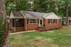 Renovated Modern Home Minutes to Downtown Richmond - Image 2