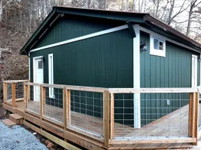 Red Roof Rooster Retreat- Cozy 1 bdrm guesthouse - Image 4