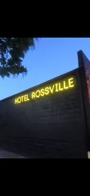 Hotel Rossville offering modern 2 bedroom 2 bath - Image 3