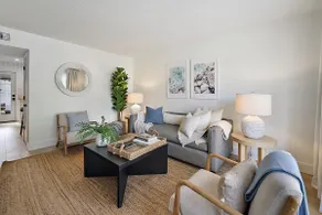 Luxury Property - Downtown Historic District - Image 4