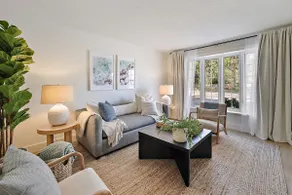 Luxury Property - Downtown Historic District - Image 3