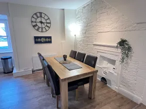 2 bedroom accommodation in Kingsbridge - Image 5