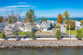 Bay Haven Sodus Point, sleeps 16 adults & children - Image 3