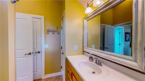 Sunny Maple at Keuka Made! Lakefront 3BR, 2BA, A/C - Image 2