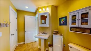 Sunny Maple at Keuka Made! Lakefront 3BR, 2BA, A/C - Image 4