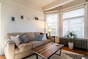 Top of the Hill Lifestyle. Comfort & Convenience - Image 5