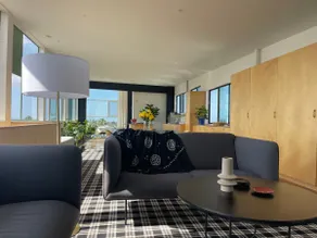 Stunning Top Floor Apt in the Heart Of Hillcrest - Image 5